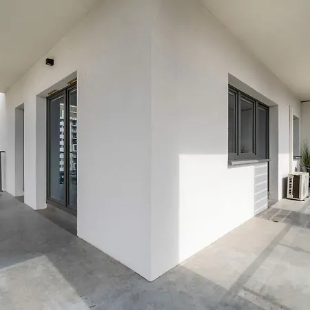 Appartamento Spacious And Modern Paderewskiego With Air Conditioning By Renters Rzeszów