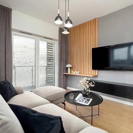Apartment Spacious And Modern Paderewskiego With Air Conditioning By Renters Rzeszow